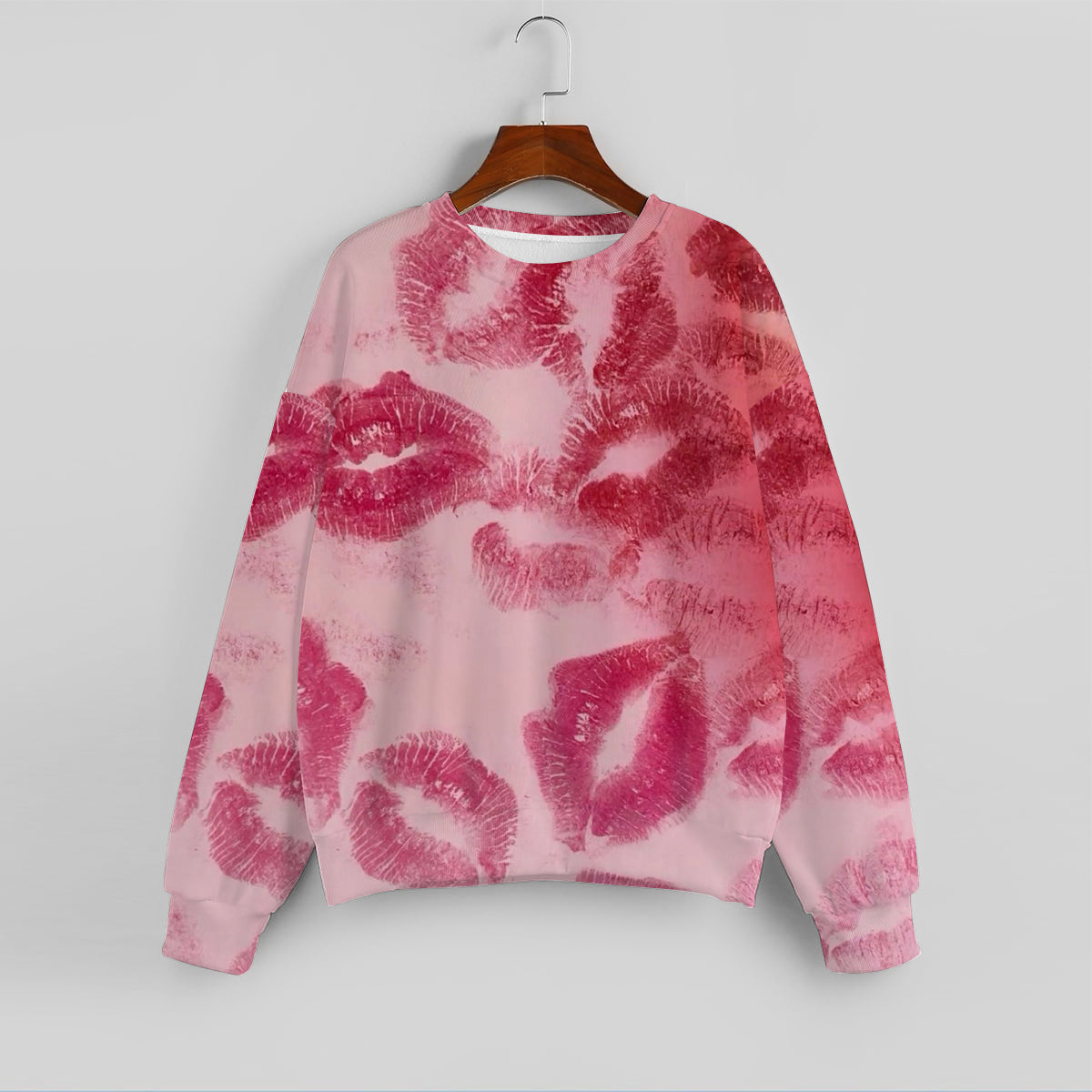 Women's Heart Print Long Sleeve Sweatshirt1